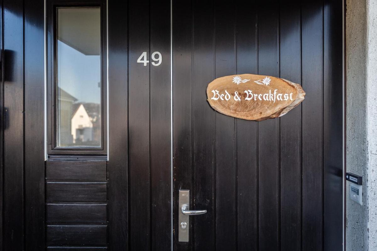 Mybednbreakfast In Bottmingen Bed and Breakfast Εξωτερικό φωτογραφία