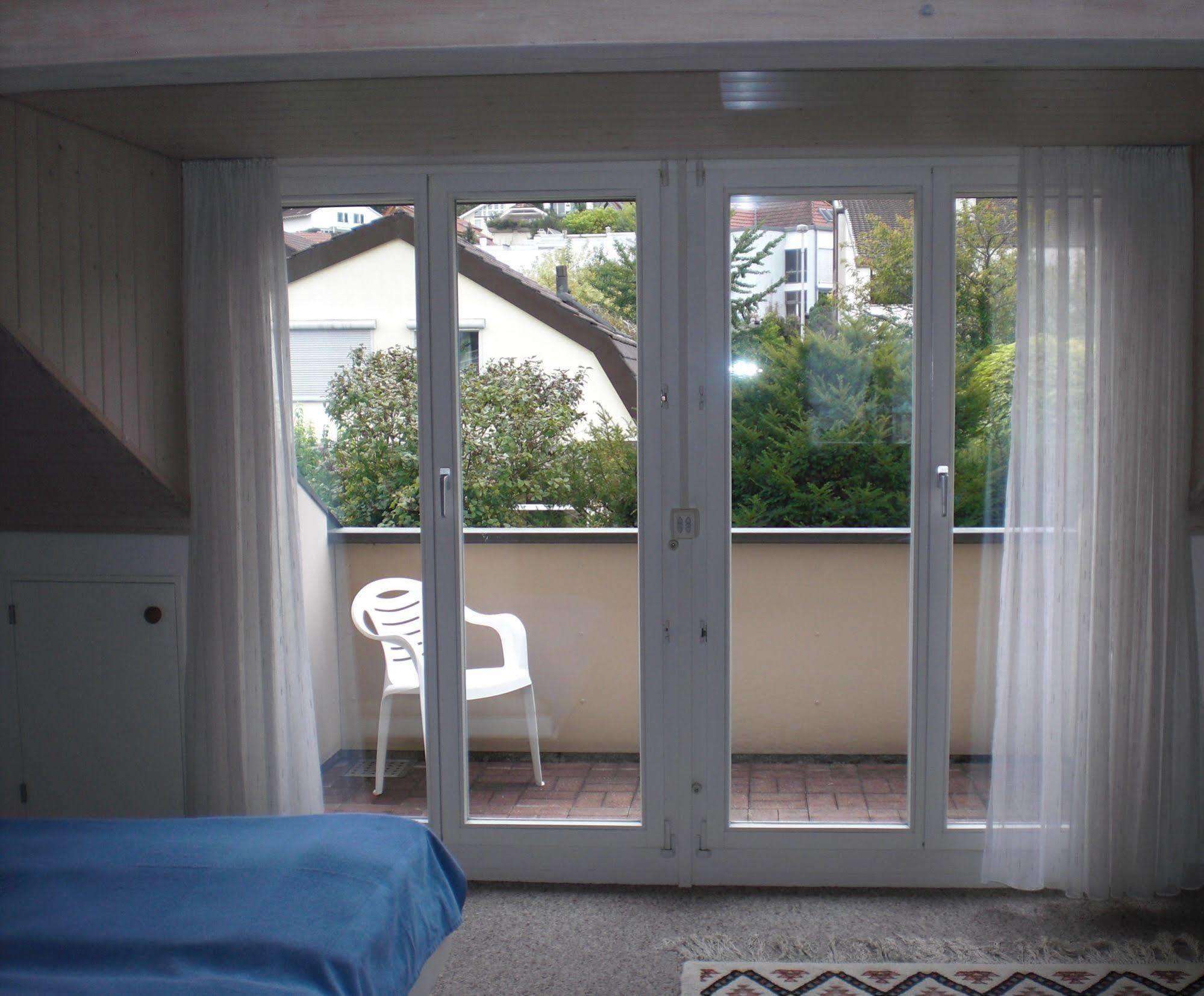 Mybednbreakfast In Bottmingen Bed and Breakfast Εξωτερικό φωτογραφία