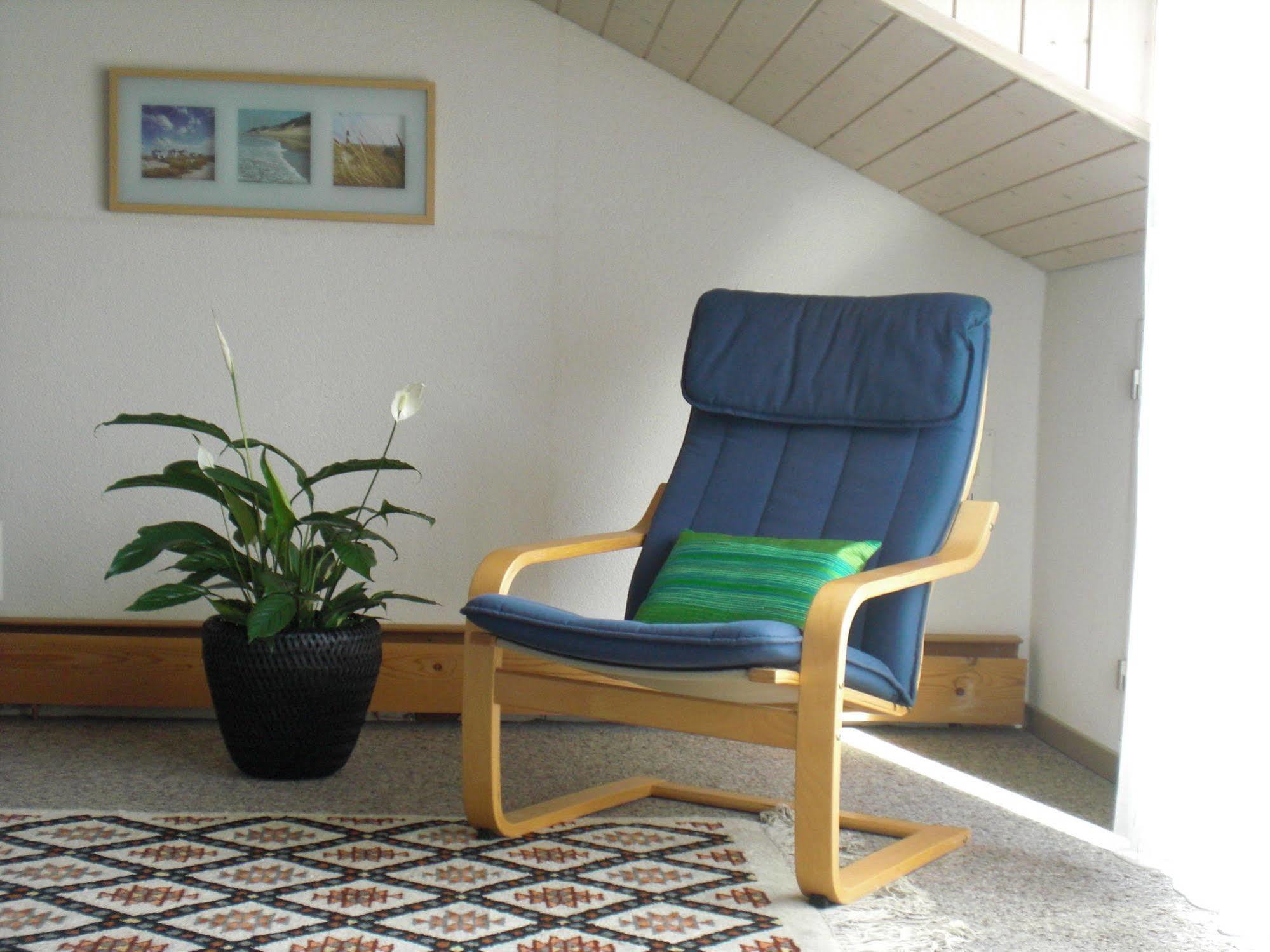 Mybednbreakfast In Bottmingen Bed and Breakfast Εξωτερικό φωτογραφία
