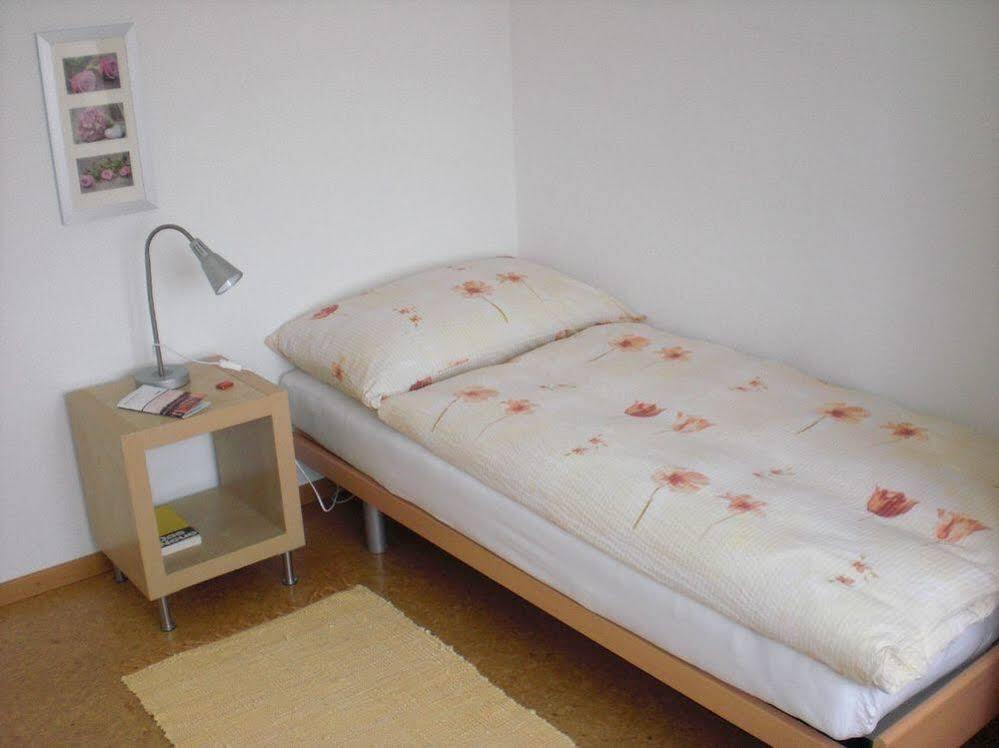 Mybednbreakfast In Bottmingen Bed and Breakfast Εξωτερικό φωτογραφία