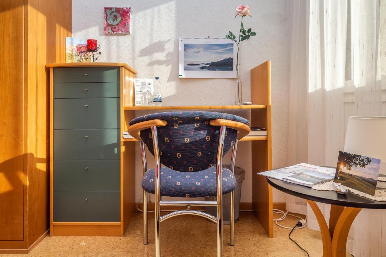Mybednbreakfast In Bottmingen Bed and Breakfast Εξωτερικό φωτογραφία
