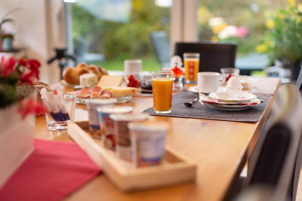 Mybednbreakfast In Bottmingen Bed and Breakfast Εξωτερικό φωτογραφία